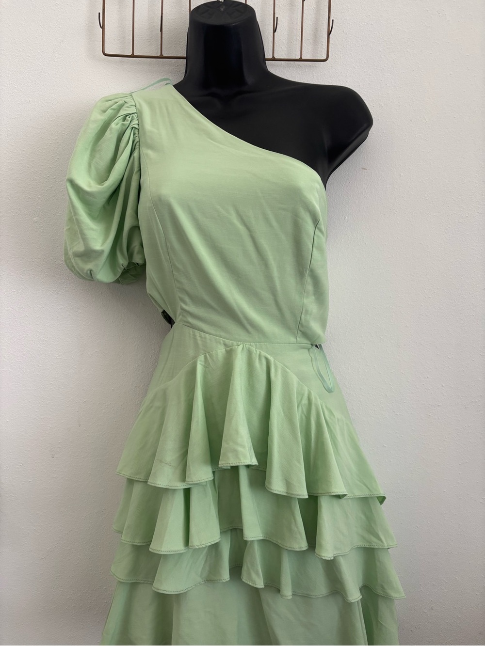 DO+BE One-Shoulder Puff Sleeve Tiered Mint Dress